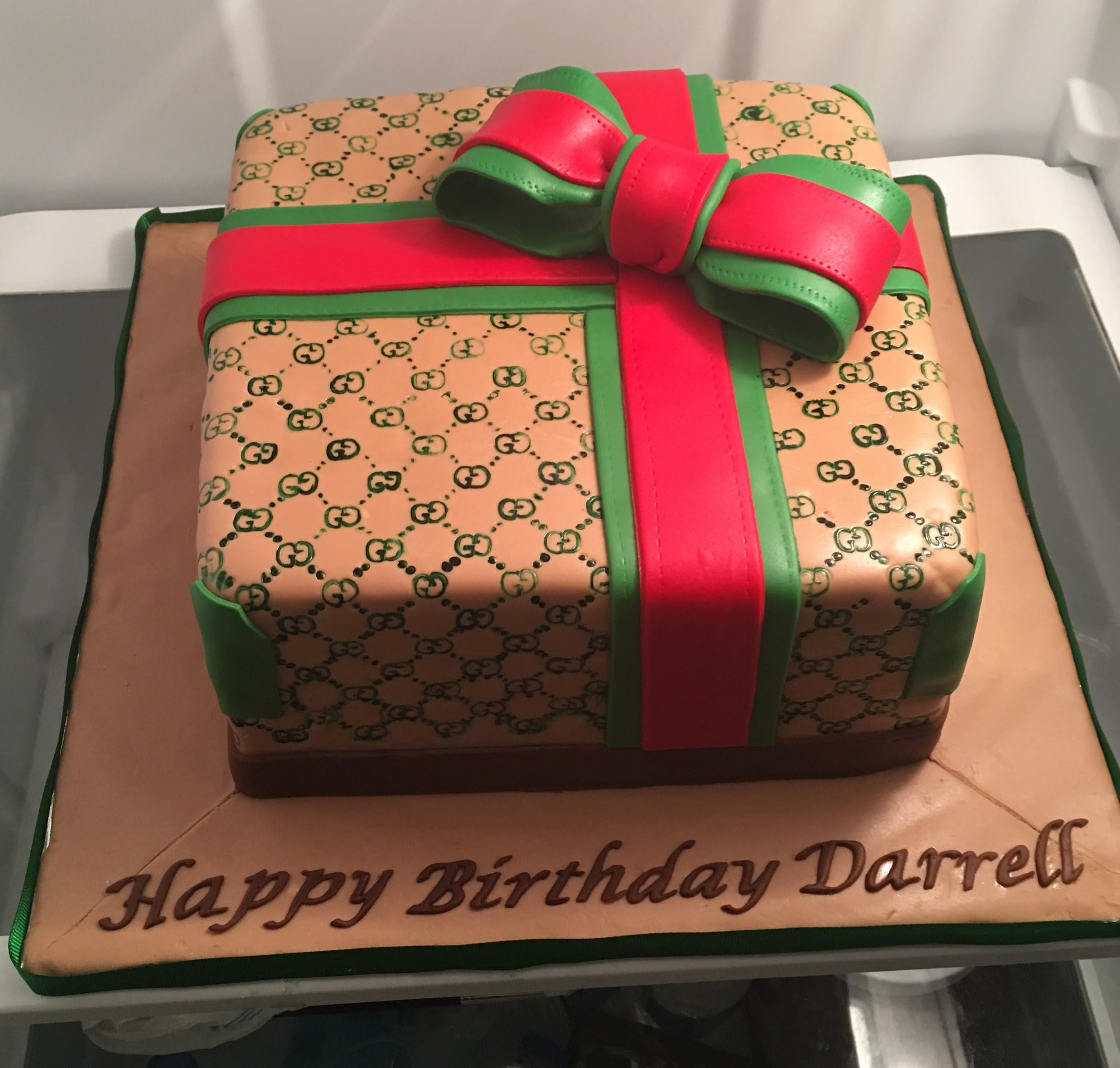 Gucci cake… – Cakes by Ire